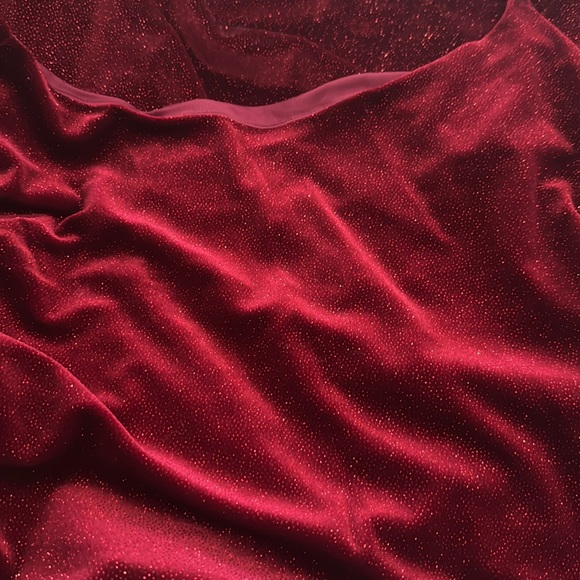Sparkly Red mini velvet dress - Picture 7 of 7